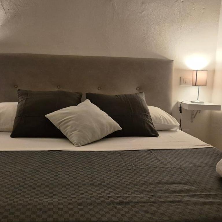 Pisa Tower view - Double or Twin Room - 8