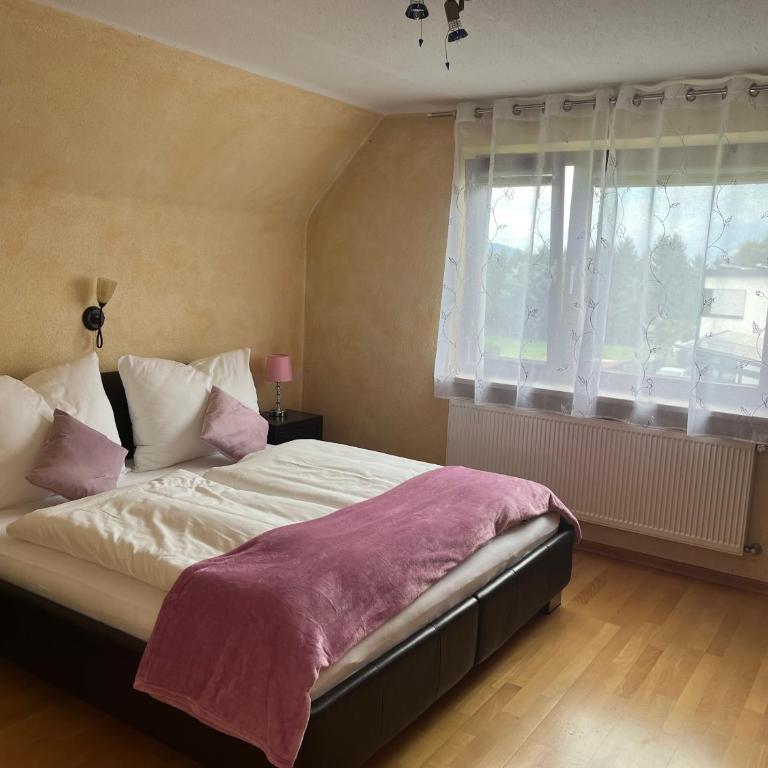 Grüne Auszeit Apartments - Apartment mit 1 Schlafzimmer - 28