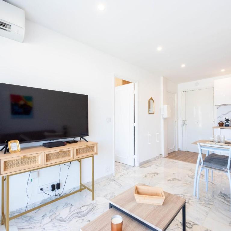 1-Br Renovated Near Croisette - Appartement - 10