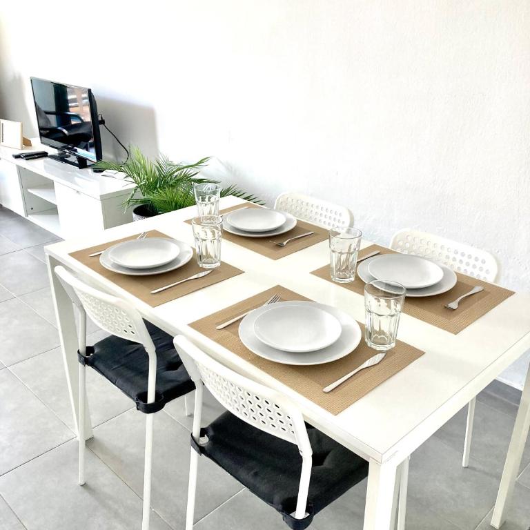Ground floor apartment with pool, next to the beach - Two-Bedroom Apartment - 3