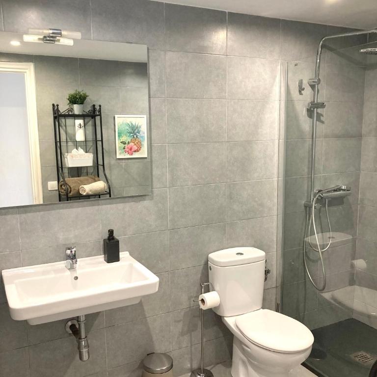 Ground floor apartment with pool, next to the beach - Two-Bedroom Apartment - 19