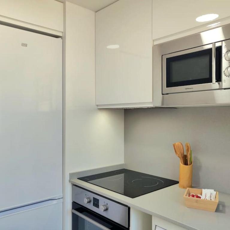 1º Línea de playa con piscina panorámica & parking - Apartamento de 2 dormitorios - 8