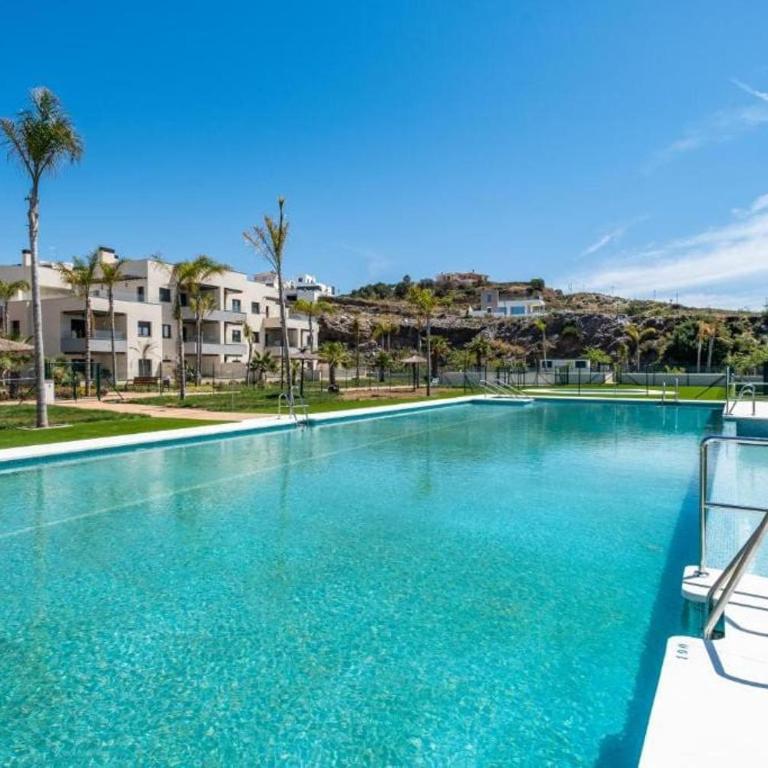 1º Línea de playa con piscina panorámica & parking - Apartamento de 2 dormitorios - 17