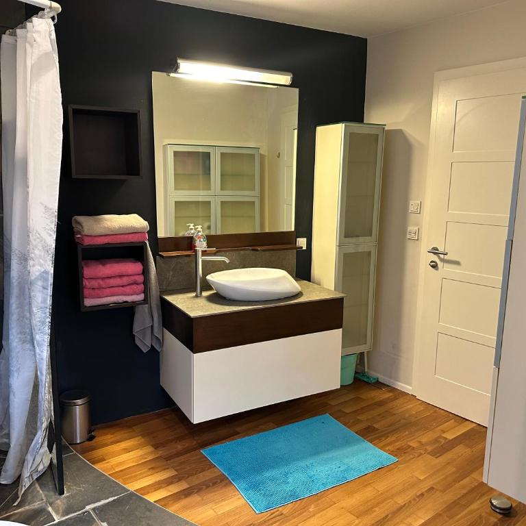 Book-A-Room Salzburg Apartment 9 - Apartment mit 3 Schlafzimmern - 24