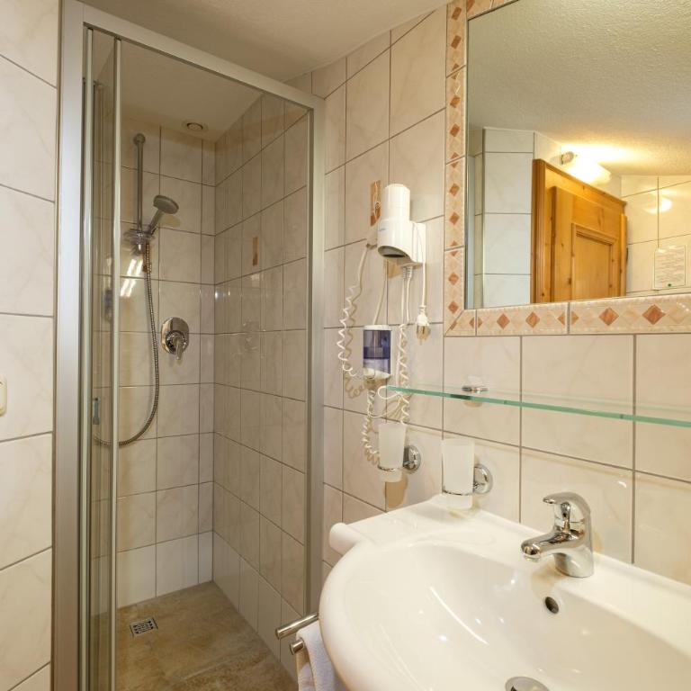 Hotel Garni DIAS - Familienzimmer - 2