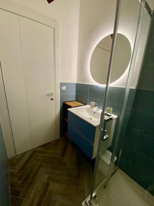 Cuore Rosso - One-Bedroom Apartment - 6
