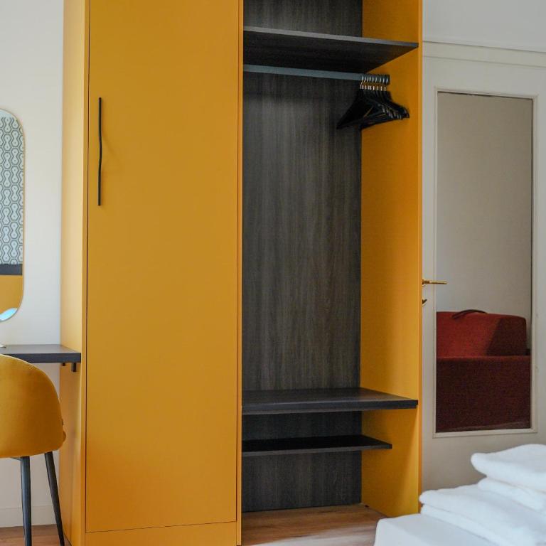FEEL - Mille Suites - Camera Tripla con Bagno in Comune - 9