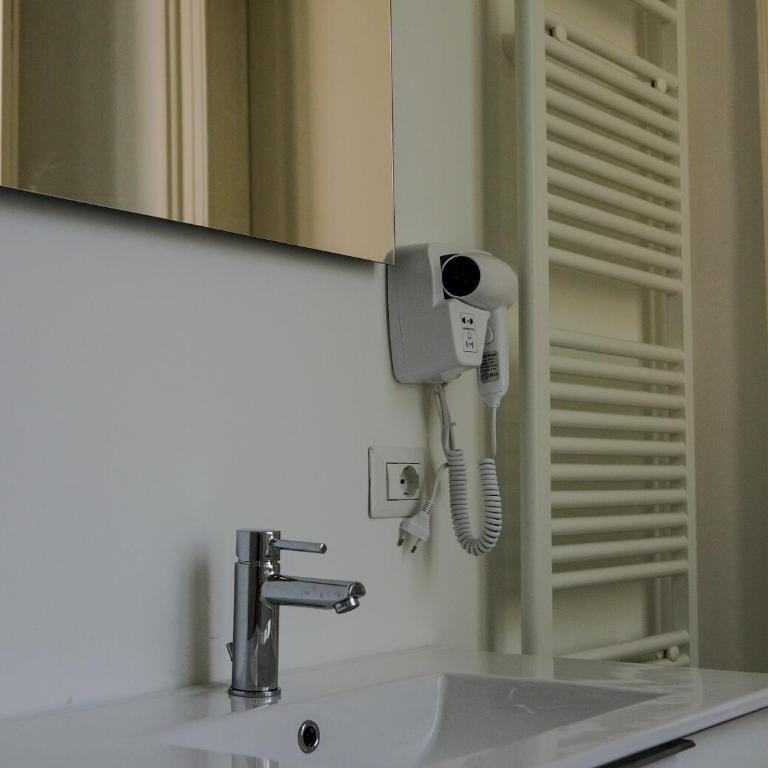 FEEL - Mille Suites - Camera Tripla con Bagno in Comune - 14