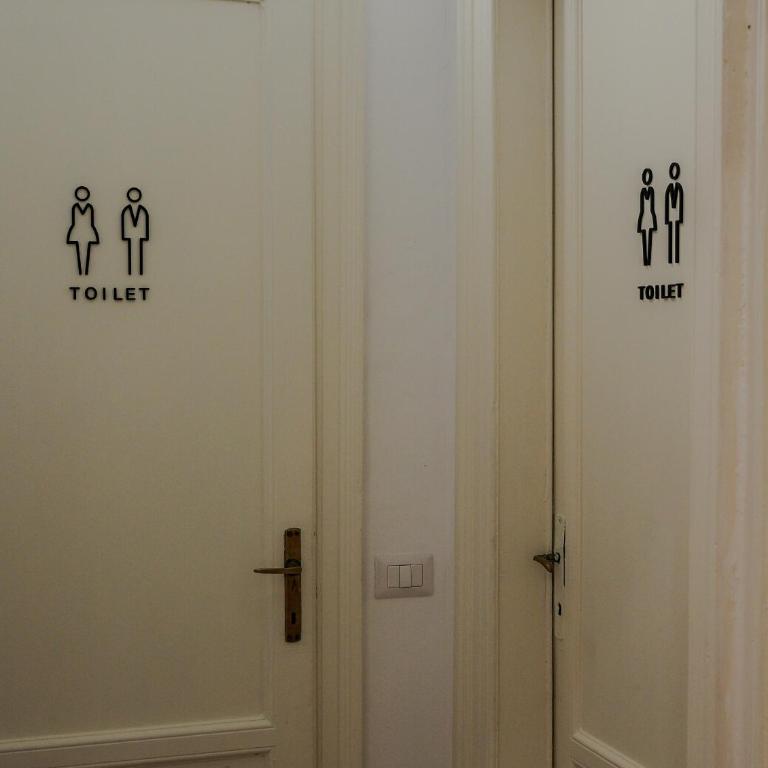 FEEL - Mille Suites - Camera Tripla con Bagno in Comune - 11