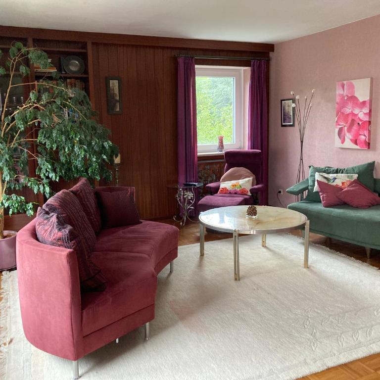 FeWo Anne - Two-Bedroom Apartment with Balcony - 1