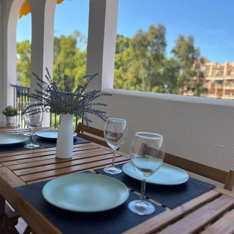 Elegante y luminoso apartamento de playa - Two-Bedroom Apartment - 8