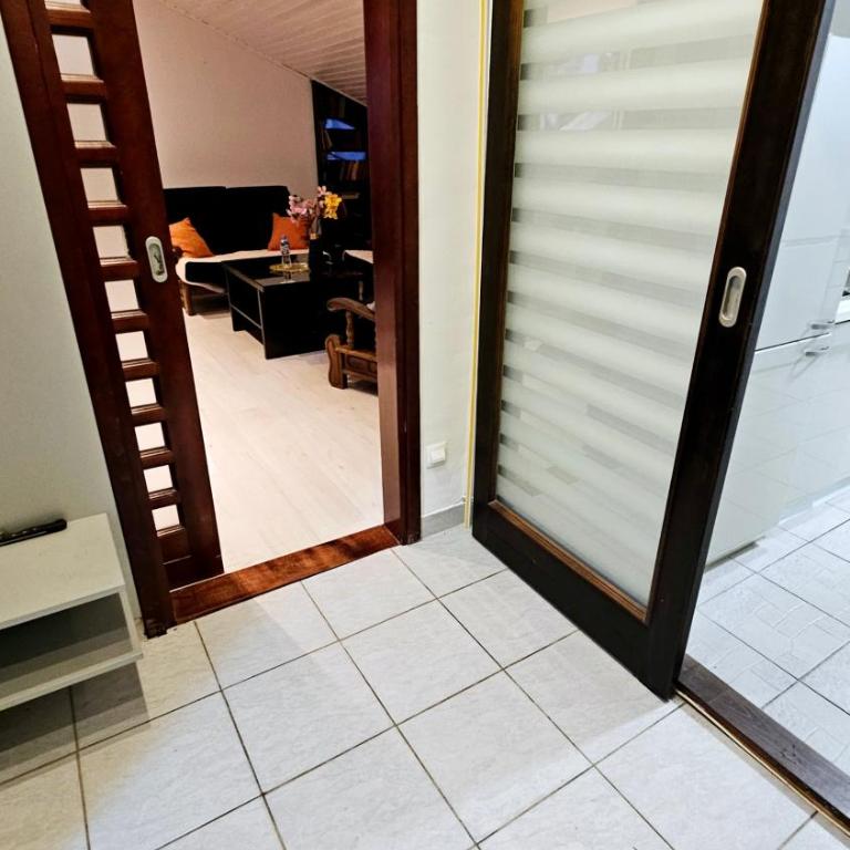 Idolina Apartment - Apartman sa 3 Spavaće Sobe i Balkonom - 58