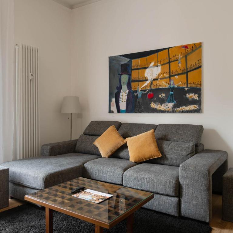 Heart Milan Apartments Duomo Missori - Two-Bedroom Apartment with Balcony - Piazza San Nazaro in Brolo 15 - 7