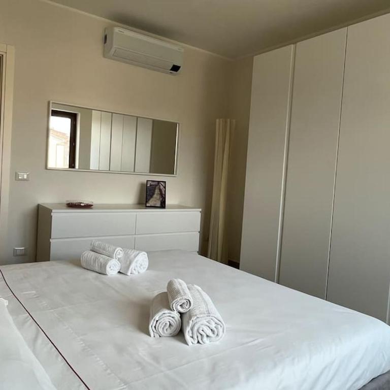 Sotto le mura, appartamento Torri - Appartamento con 2 Camere da Letto e Vista Giardino - 1