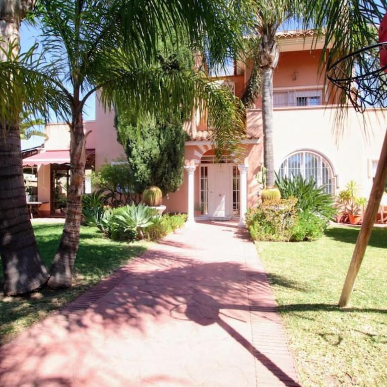 TESS Villa Andalusian Sun - Six-Bedroom House - 1