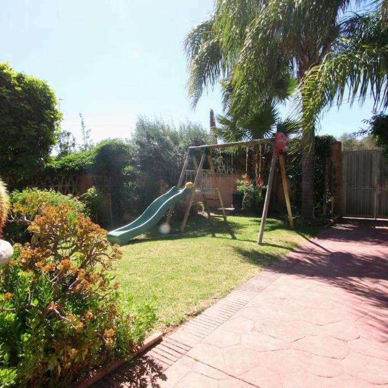 TESS Villa Andalusian Sun - Six-Bedroom House - 32