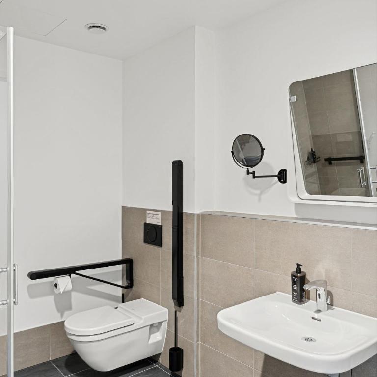 Limehome Memmingen Maximilians - Suite, barrierefrei - 8