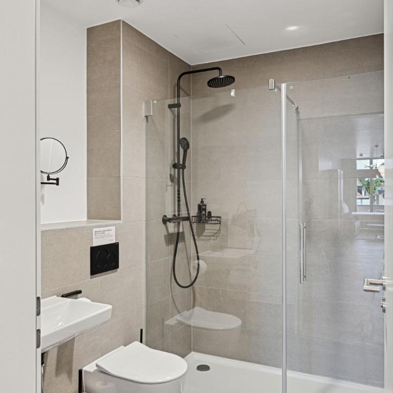 Limehome Memmingen Maximilians - Comfort Suite mit Balkon - 4