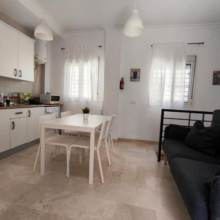 Cosy duplex flat in the heart of Malaga - Apartamento de 1 dormitorio - 8
