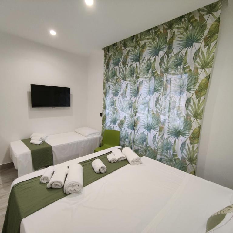 Sweet Rooms San Francesco - Camera Tripla con Bagno Privato - 2