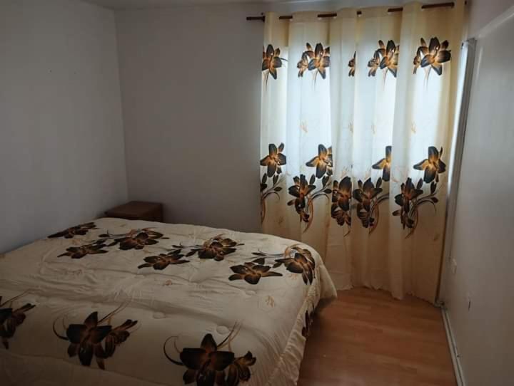 deprtamento condominio centrico con estacionamiento - Apartamento de 1 dormitorio - 2