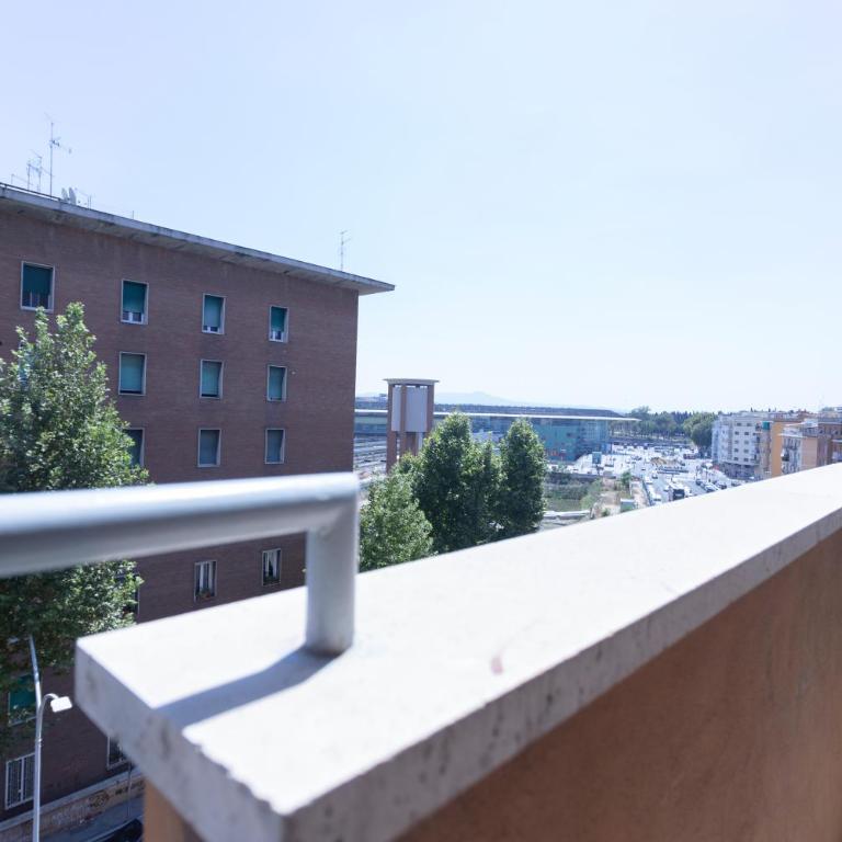 Carlotta Stylish Apartment Close Tiburtina Station - Appartamento con 2 Camere da Letto e Balcone - 5