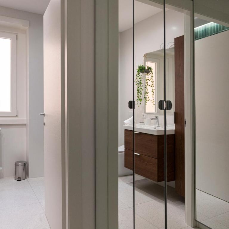 Carlotta Stylish Apartment Close Tiburtina Station - Appartamento con 2 Camere da Letto e Balcone - 25