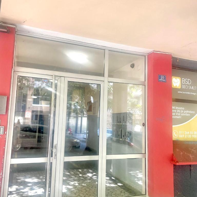 SLAVIJA Square KOD MCDONALDA Centar - Apartman sa 1 Spavaćom Sobom - 2