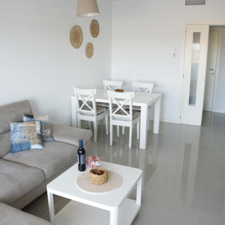 Playa Marinsa Torre del Mar - Two-Bedroom Apartment - 25