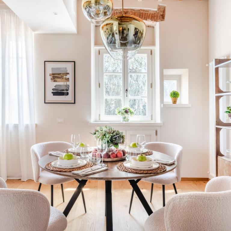 Letters from Lucca Contemporary 2 Bedrooms 2 Bathrooms Apartment - Two-Bedroom Apartment - 6