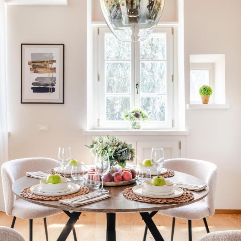 Letters from Lucca Contemporary 2 Bedrooms 2 Bathrooms Apartment - Two-Bedroom Apartment - 35