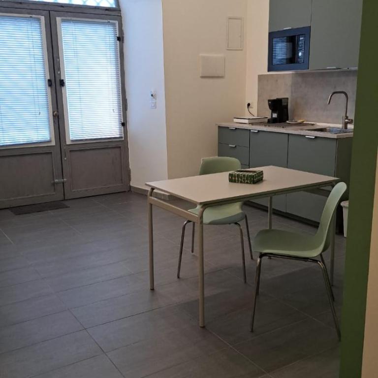 CROCIFERIHOLIDAYhome - One-Bedroom House - 5