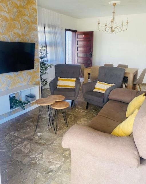 Villa particular, confortable. - Three-Bedroom Villa - 17