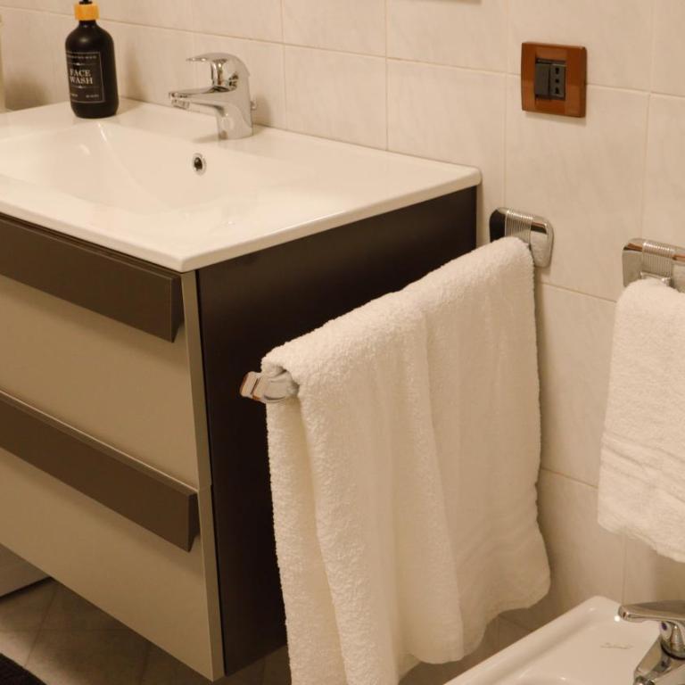 Chez Regina, feel at home! - Appartamento con 2 Camere da Letto - 27