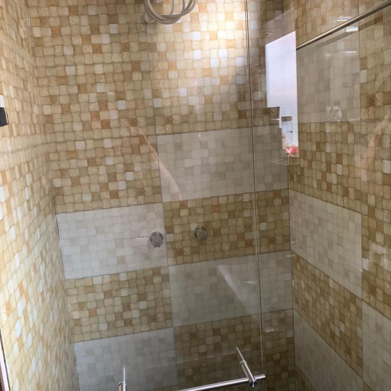 Apartamentos aledaños cerca a Estación Metro Estadio - Apartamento con 4 dormitorios - 37