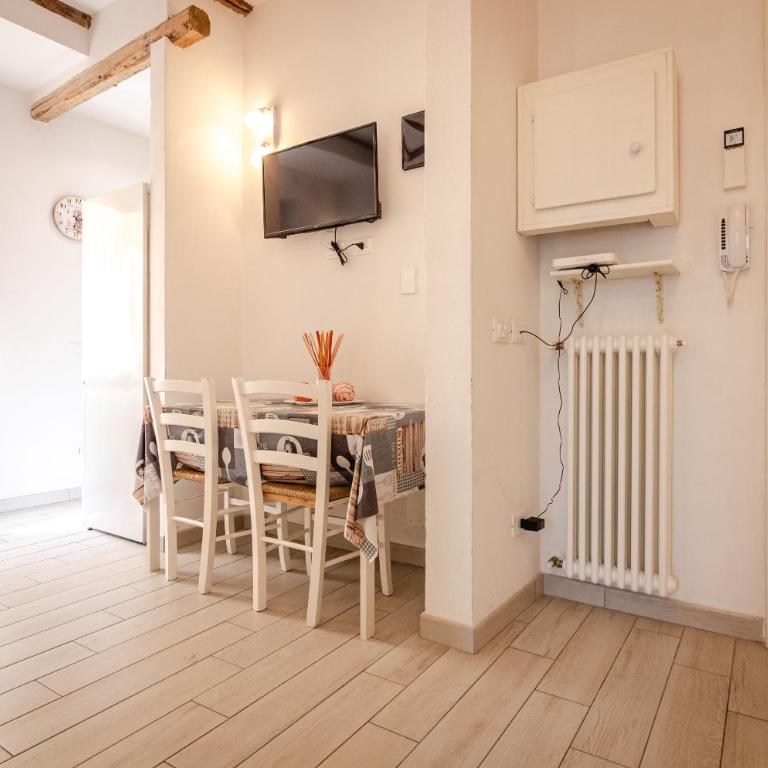 La Petroniana Home - Appartamento con 1 Camera da Letto - 2