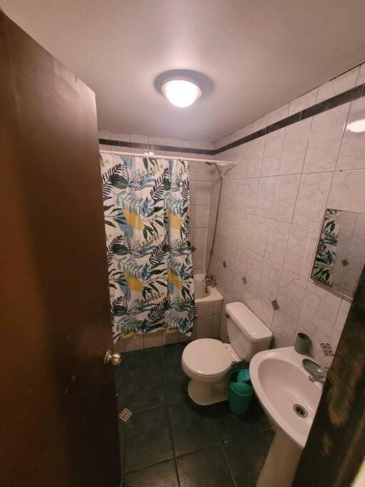 Casa a pasos de Estadio Nacional - Five-Bedroom House - 21