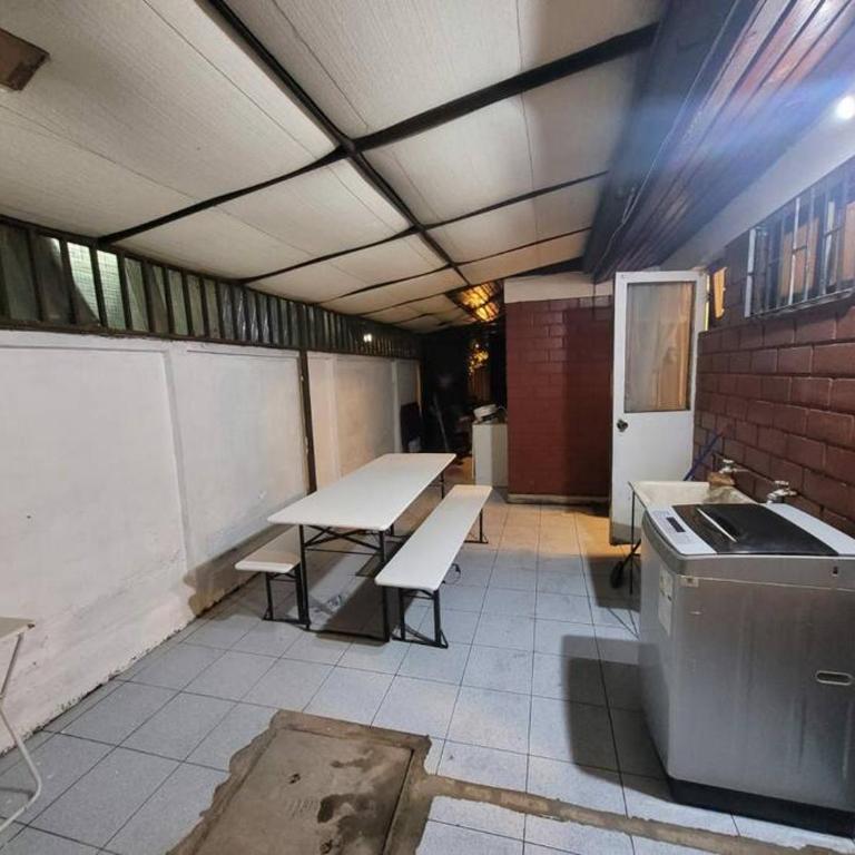 Casa a pasos de Estadio Nacional - Five-Bedroom House - 25