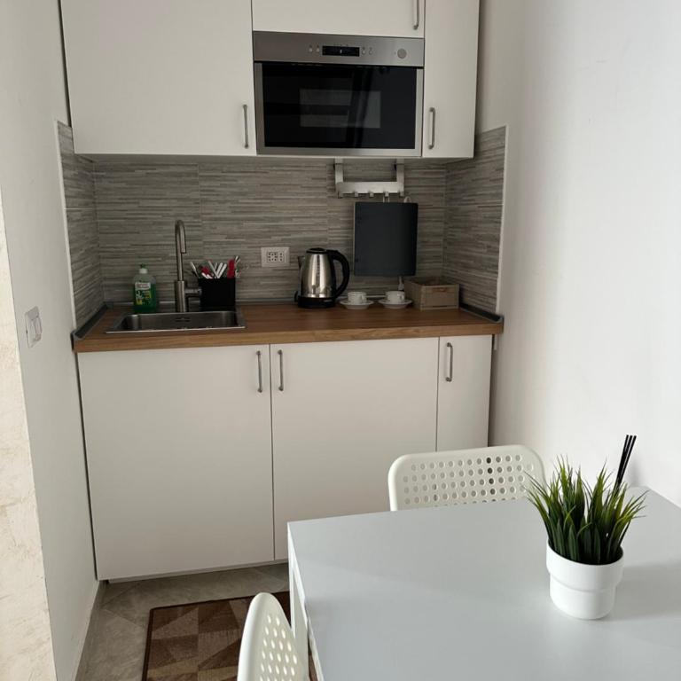 NICOTRA'S home - Appartamento con 1 Camera da Letto - 2