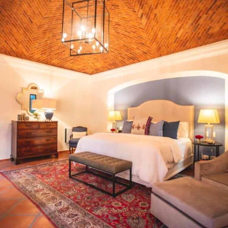 Casa Bougainvillea, Luxury & Spacious home - Villa - 22