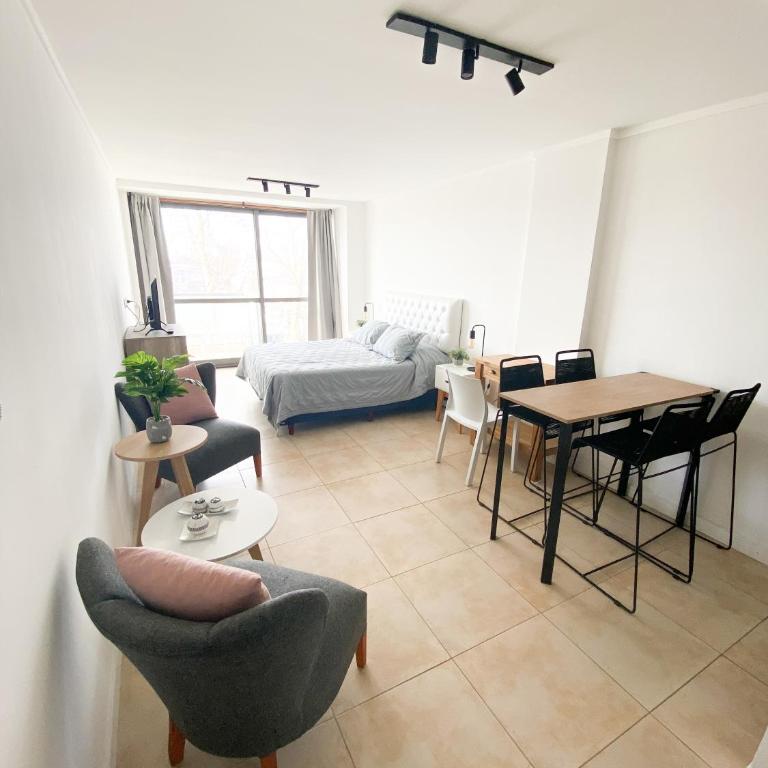 Check and Home - Moderno con Balcón a la Calle - Apartamento Estudio con cama grande - 2