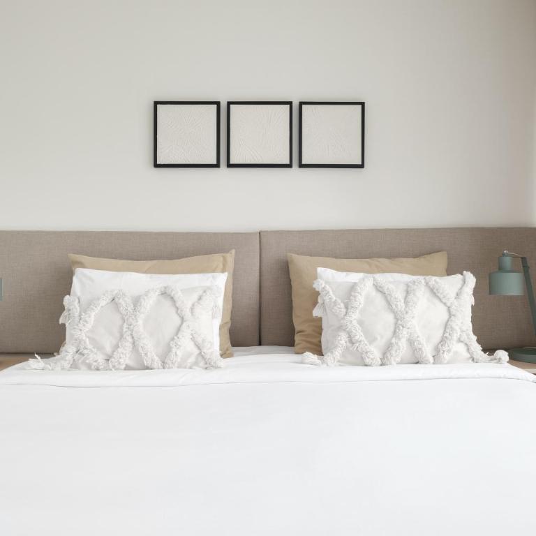 Nido at Quartier del Polo - Deluxe Apartment - 2