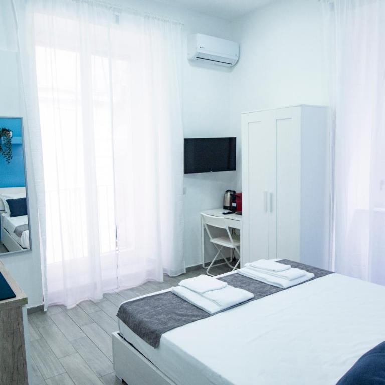 Il vicoletto a Toledo - Double Room with Balcony - 8