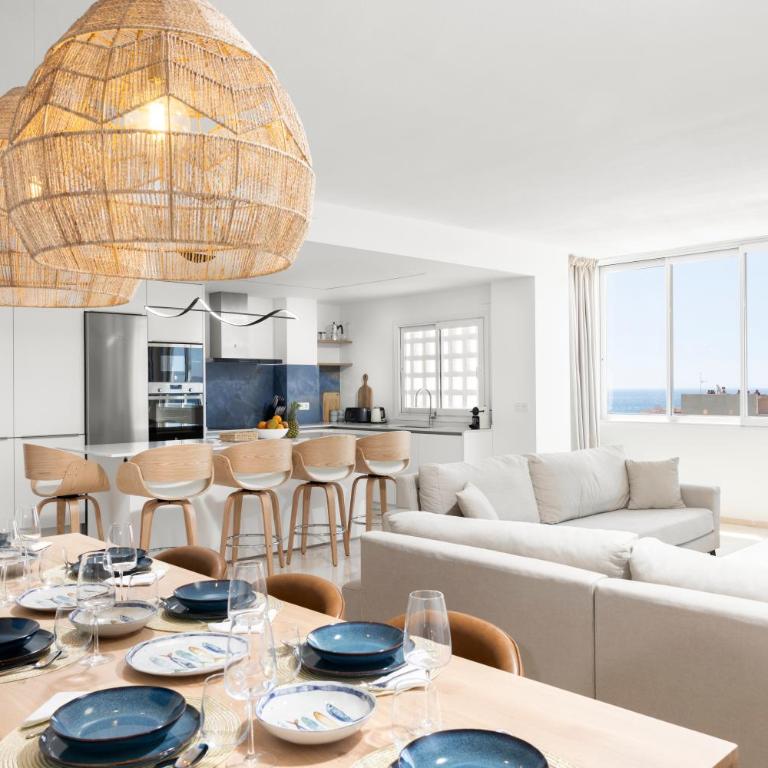 Stunning Marina Seaview Penthouse - Puerto Deportivo - Apartment - 2