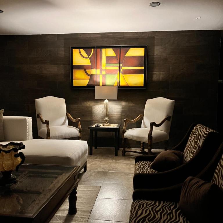 The Black Tree Hotel Boutique - Two-Bedroom Deluxe Apartment with Garden View - 1