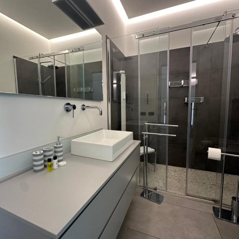 Modern flat with a stunning view in Cuneo center - Appartamento con 1 Camera da Letto - 13