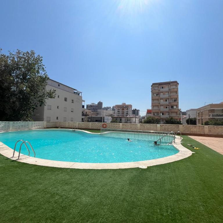 Apartamento 1ª Línea de Playa - Con Piscina y Parking - Apartamento de 2 dormitorios - 20