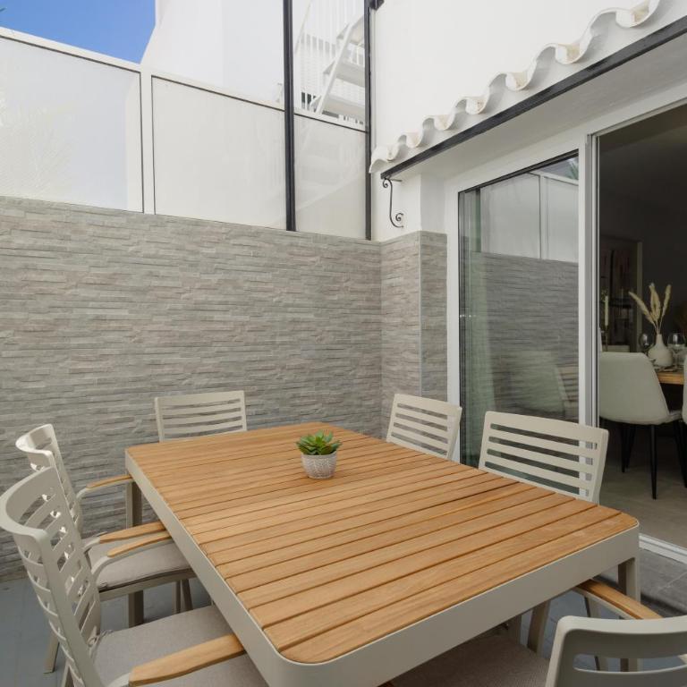 Townhouse, recently renovated and 200m from La Cala beach, in Mijas Costa - Apartamento de 3 dormitorios - 3