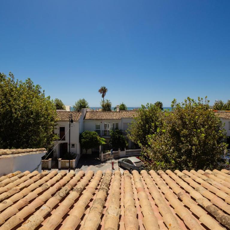 Townhouse, recently renovated and 200m from La Cala beach, in Mijas Costa - Apartamento de 3 dormitorios - 42