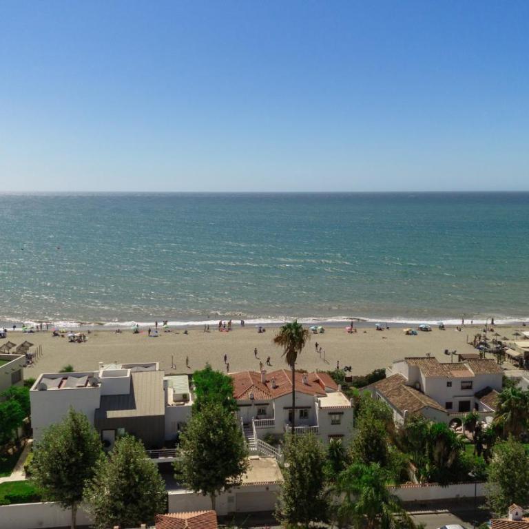 Townhouse, recently renovated and 200m from La Cala beach, in Mijas Costa - Apartamento de 3 dormitorios - 2